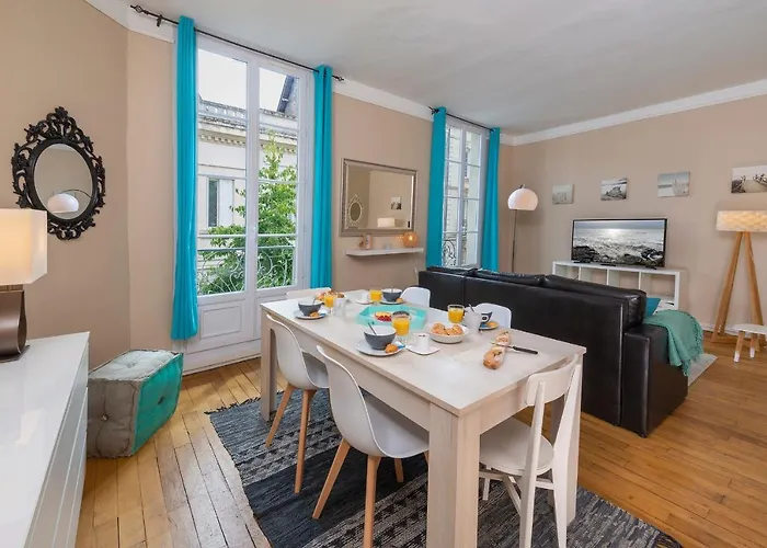 Coeur De Rue Saint-laud Apartamento *